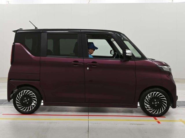 Nissan ROOX 2024 8052340-3