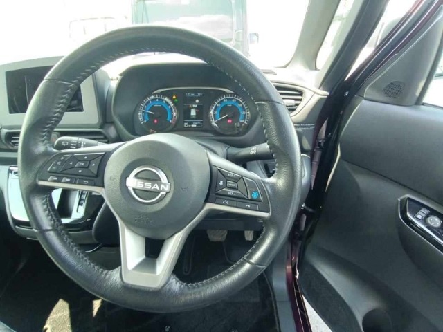 Nissan ROOX 2024 8052340-9