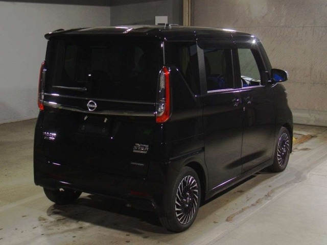 Nissan ROOX 2025 8052344-1