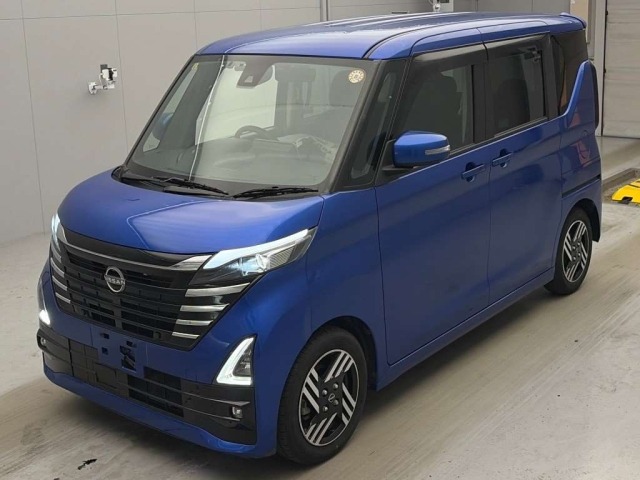 Nissan ROOX 2023 8052354-0