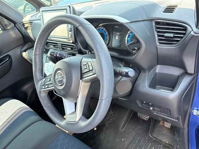 Nissan ROOX 2022 8052355-3