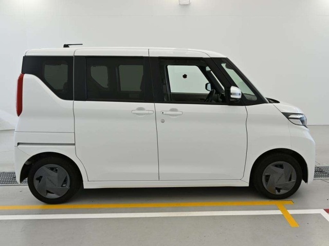 Nissan ROOX 2025 8052376-3