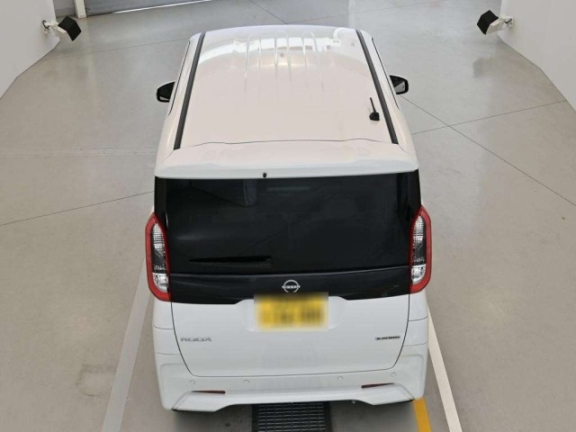 Nissan ROOX 2025 8052376-8