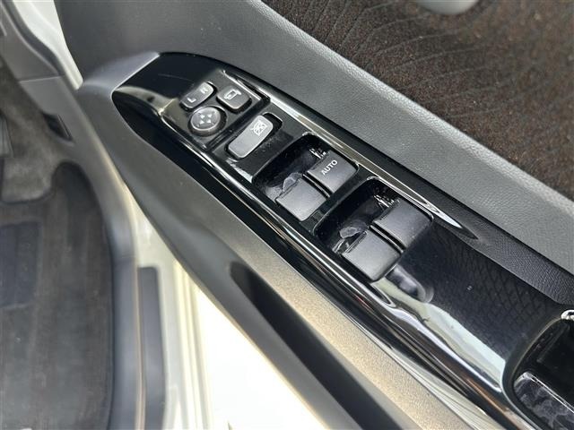 Nissan ROOX 2012 8052784-5