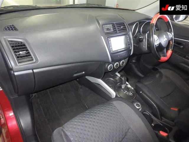 Mitsubishi RVR 2010 8062326-3