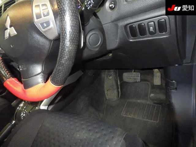 Mitsubishi RVR 2010 8062326-5