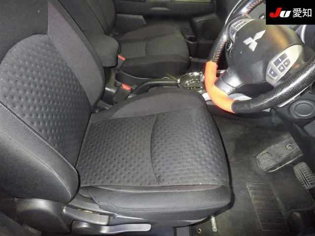 Mitsubishi RVR 2010 8062326-6