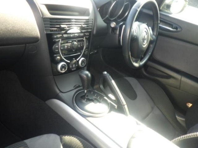 Mazda RX-8 2005 8062373-2