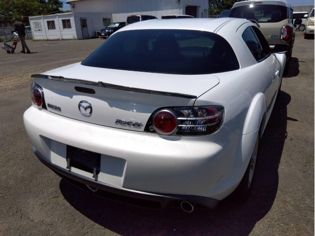 Mazda RX-8 2005 8062373-6