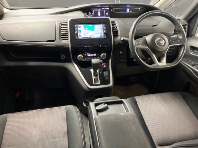 Nissan SERENA 2018 8060975-3