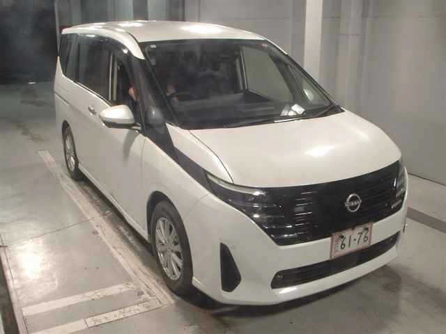 Nissan SERENA 2023 8060984-0