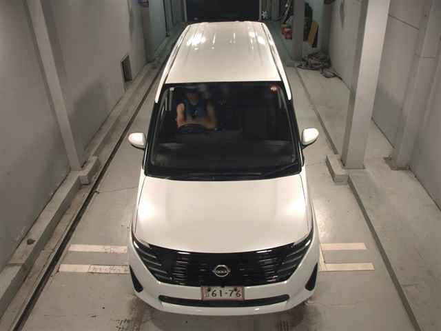 Nissan SERENA 2023 8060984-6
