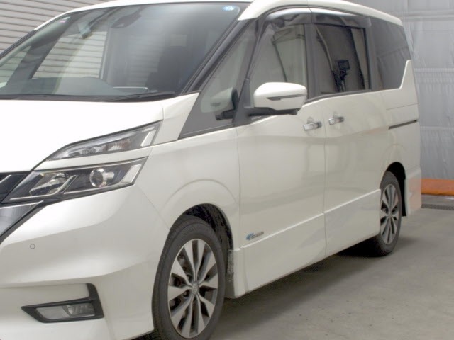 Nissan SERENA 2017 8061012-4