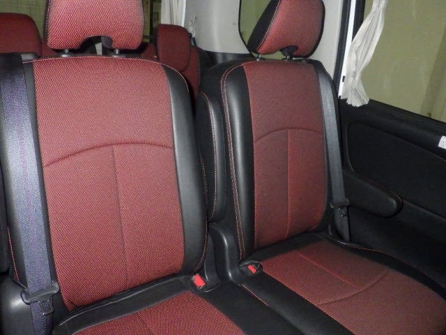 Nissan SERENA 2018 8061013-8