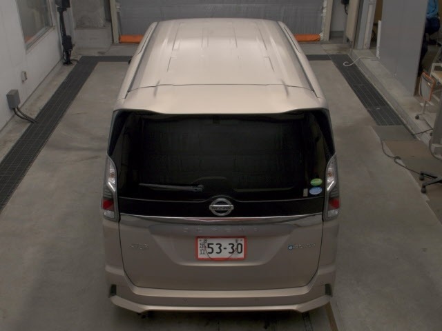 Nissan SERENA 2018 8061015-7