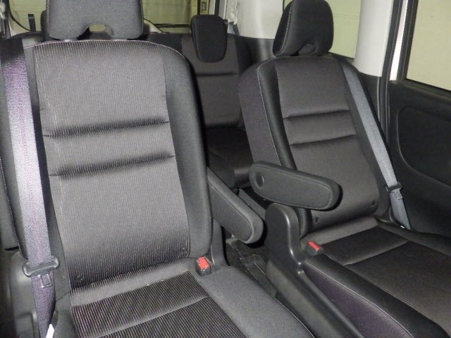 Nissan SERENA 2018 8061015-8