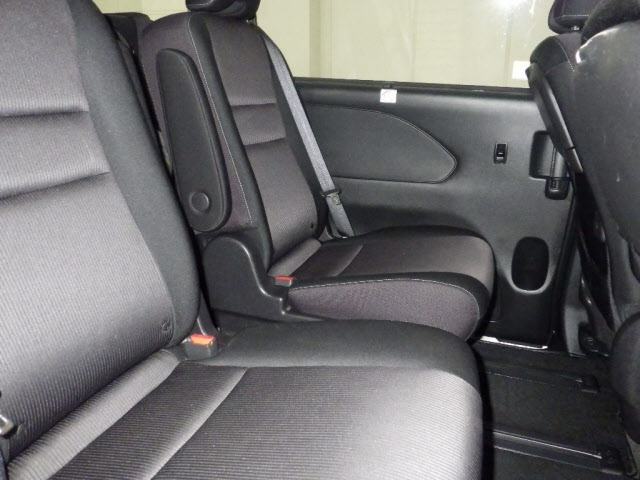 Nissan SERENA 2019 8061025-8