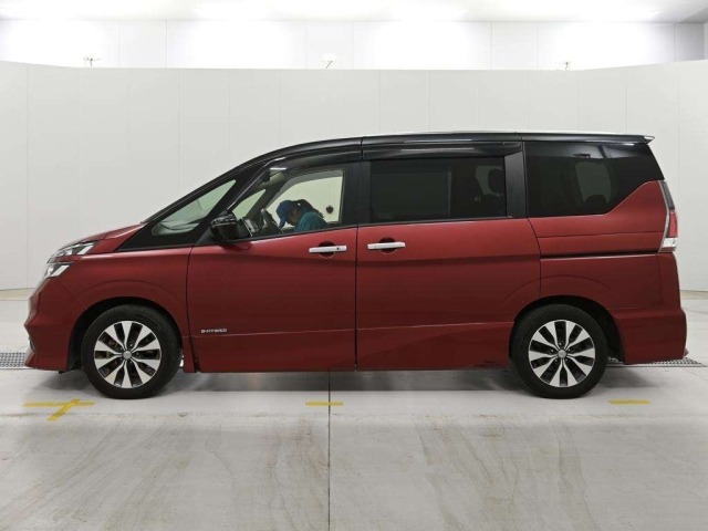 Nissan SERENA 2019 8061043-4