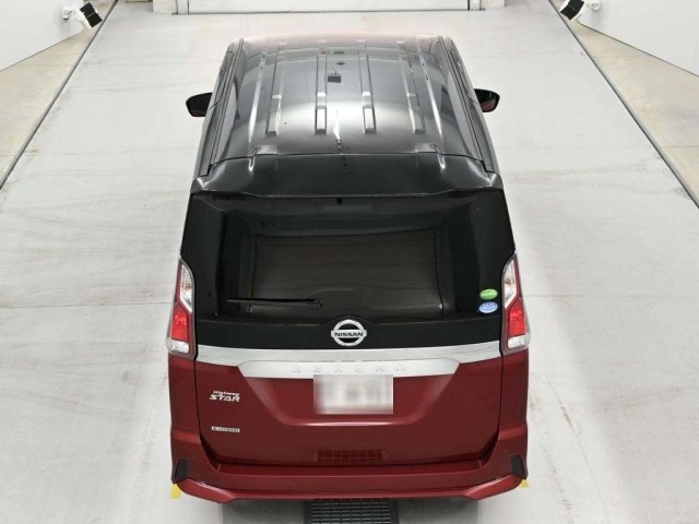 Nissan SERENA 2019 8061043-8