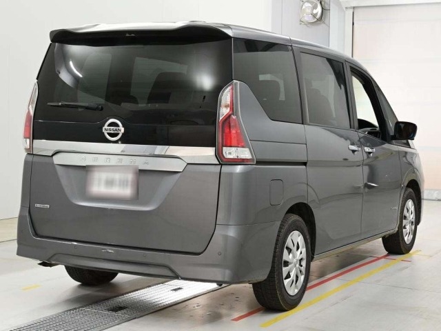 Nissan SERENA 2022 8061044-1