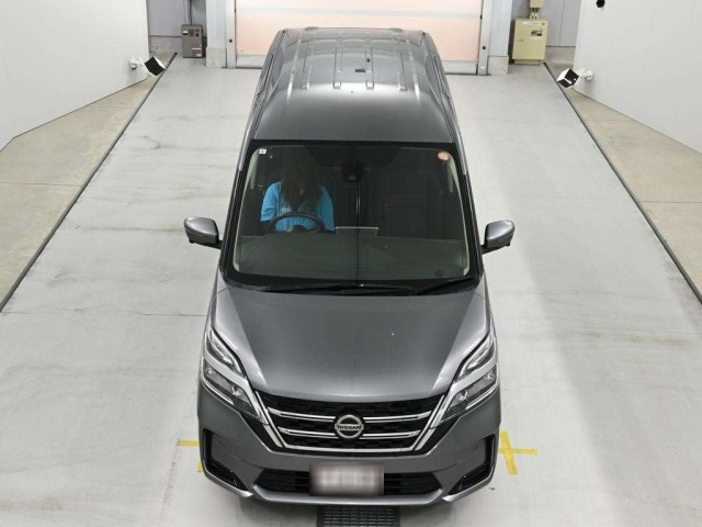 Nissan SERENA 2022 8061044-7