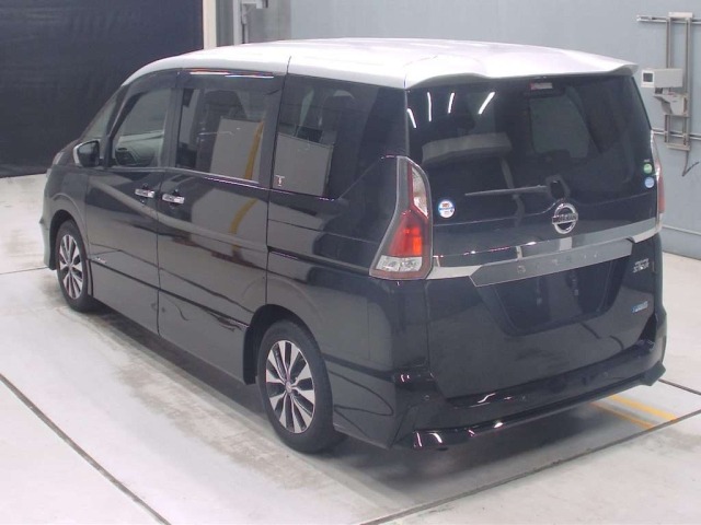 Nissan SERENA 2018 8061046-6