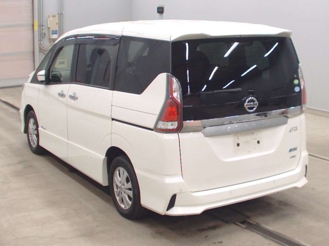 Nissan SERENA 2017 8061053-6