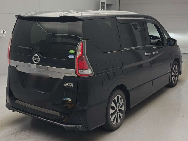 Nissan SERENA 2016 8061096-1