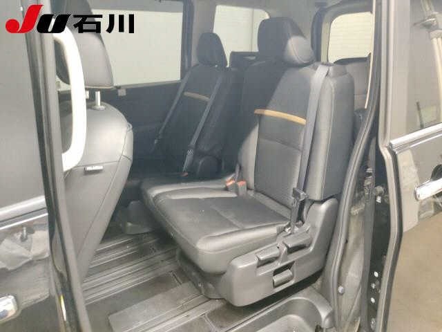 Nissan SERENA 2023 8061101-5
