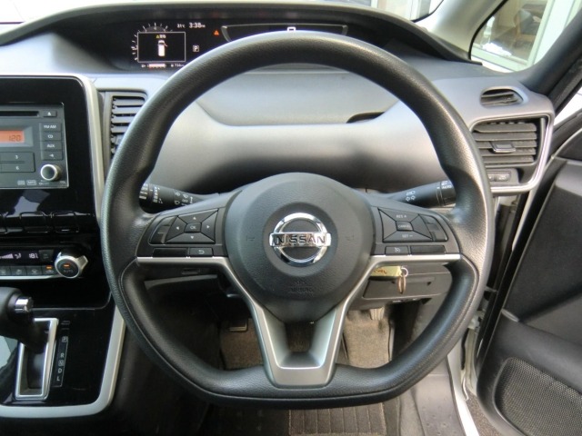 Nissan SERENA 2017 8061138-13