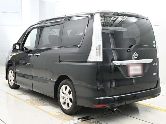Nissan SERENA 2013 8061139-6