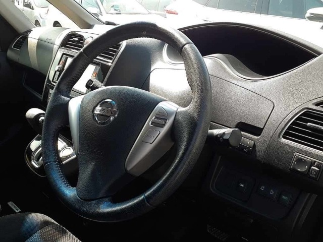Nissan SERENA 2015 8061141-9