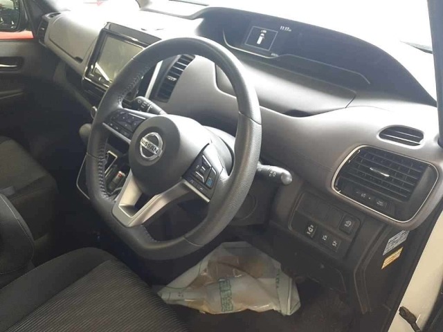 Nissan SERENA 2021 8061148-9