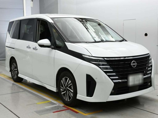 Nissan SERENA 2024 8061162-5