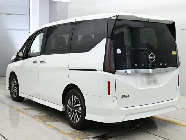 Nissan SERENA 2024 8061162-6
