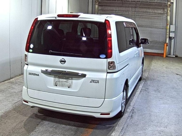 Nissan SERENA 2010 8061170-5