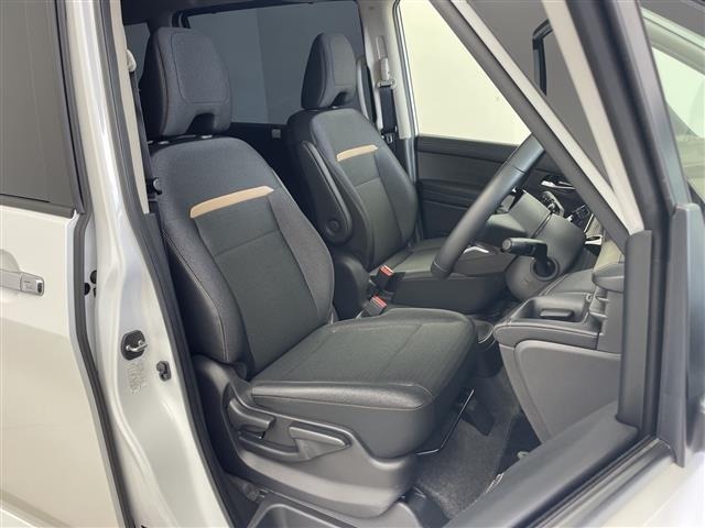 Nissan SERENA 2024 8061840-20