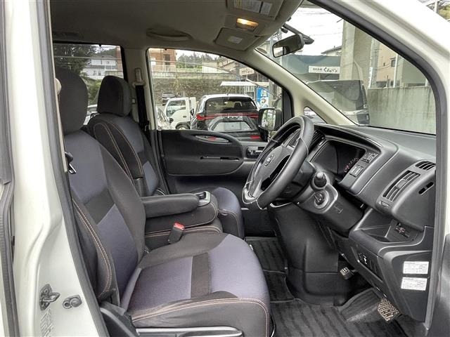 Nissan SERENA 2009 8061921-10