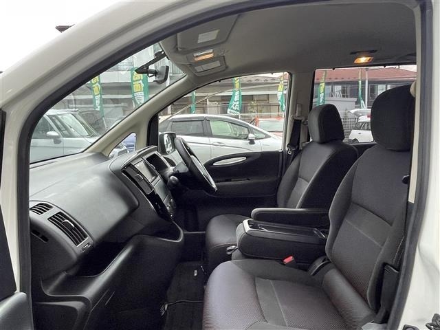 Nissan SERENA 2009 8061921-11