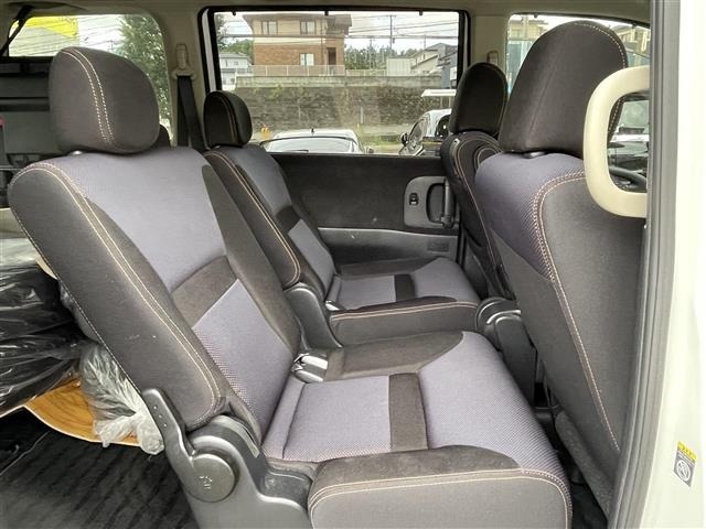 Nissan SERENA 2009 8061921-2