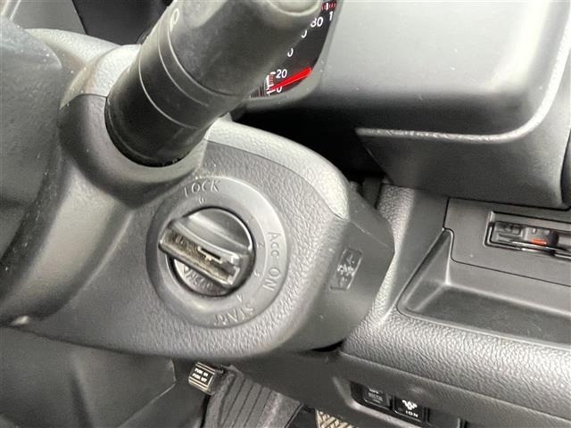 Nissan SERENA 2009 8061921-7