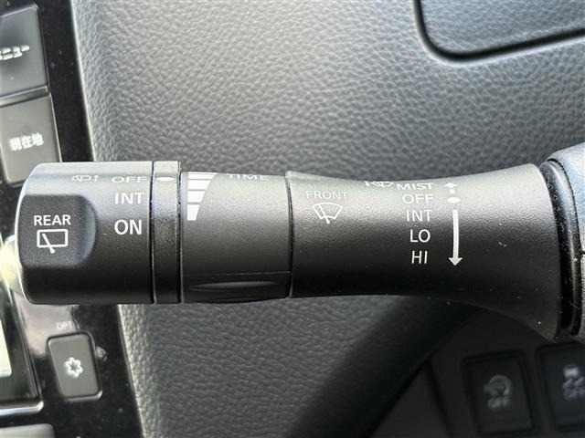 Nissan SERENA 2014 8061924-3