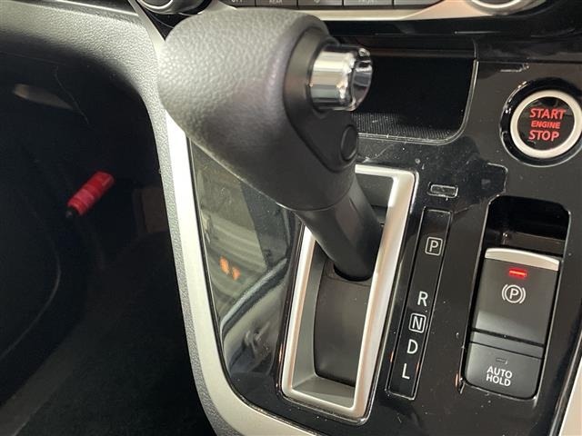 Nissan SERENA 2017 8061943-1