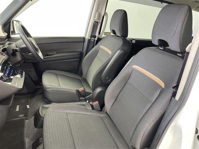 Nissan SERENA 2023 8061944-4