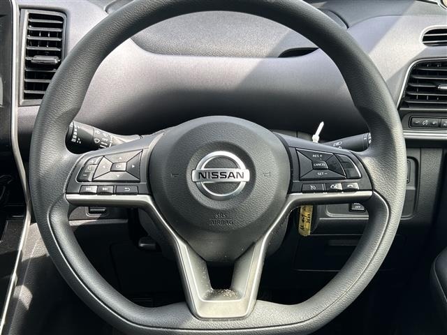 Nissan SERENA 2022 8061947-19