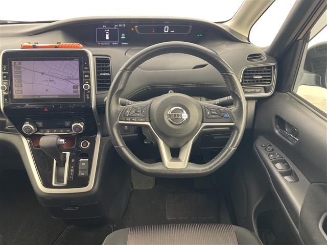 Nissan SERENA 2016 8061963-1