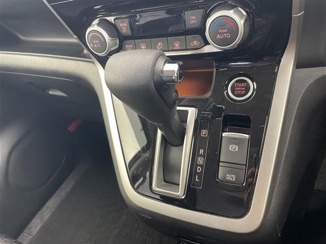Nissan SERENA 2016 8061963-20