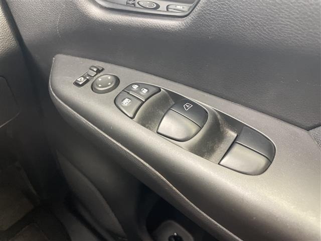Nissan SERENA 2016 8061963-6