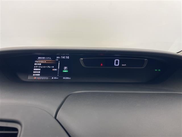 Nissan SERENA 2016 8061963-8