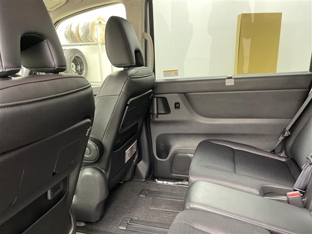 Nissan SERENA 2023 8061964-6